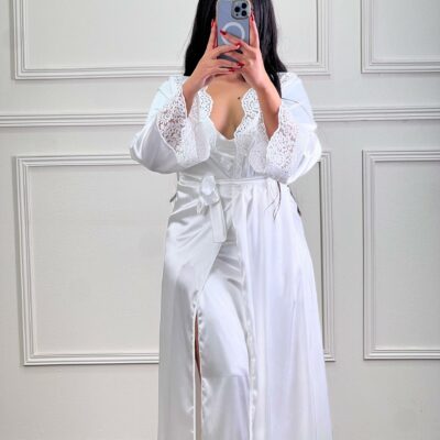طقم عرايسي ساتان دانتيل طويل